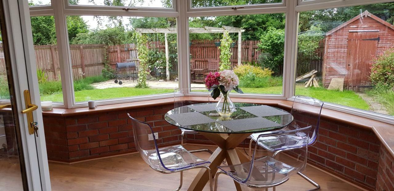 Home2Home Meadow Close East Kilbride Extérieur photo